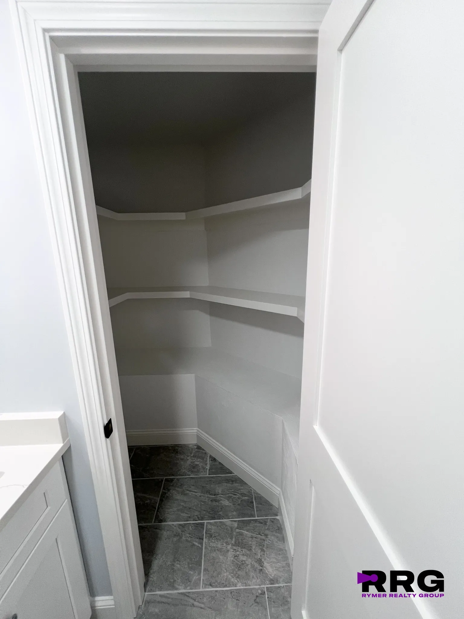 3 bed, 2 bath apartment for rent at 19 Sawyer Ave Unit garden, Dorchester — photo 7 of 24