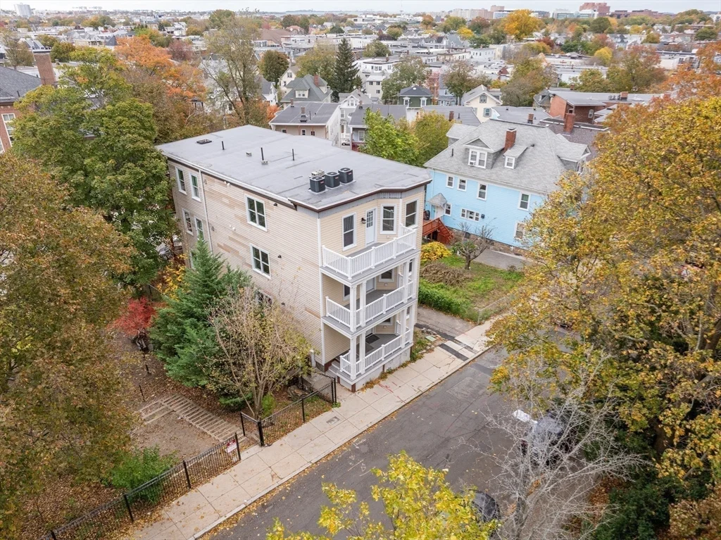 4 bed, 2 bath apartment for rent at 19 Sawyer Unit 3, Dorchester — photo 17 of 22