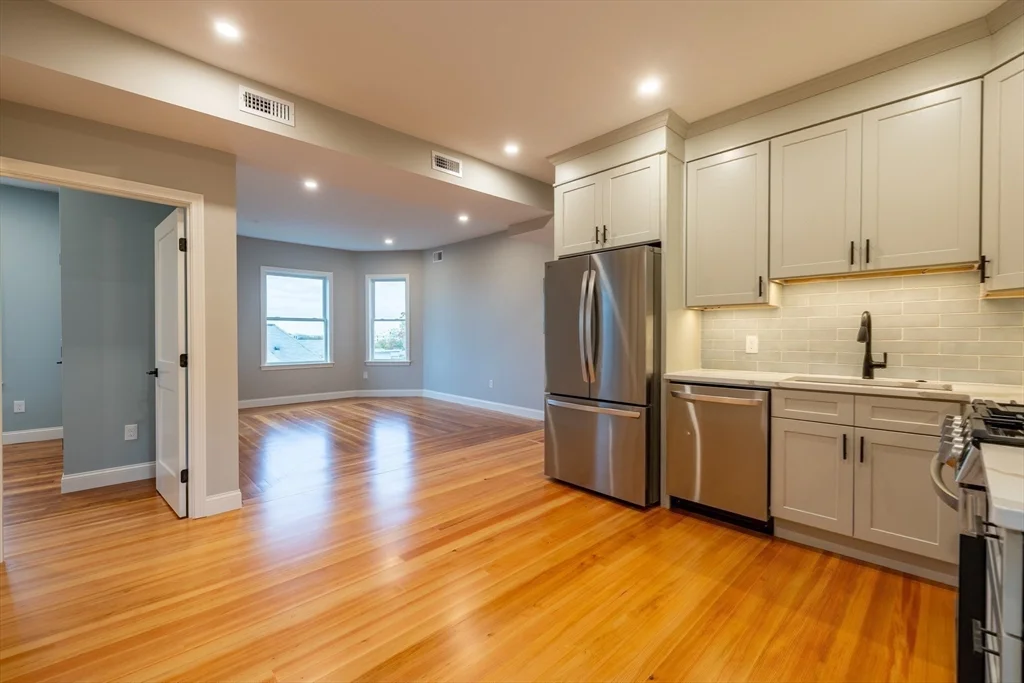 4 bed, 2 bath apartment for rent at 19 Sawyer Unit 3C, Dorchester — photo 1 of 22