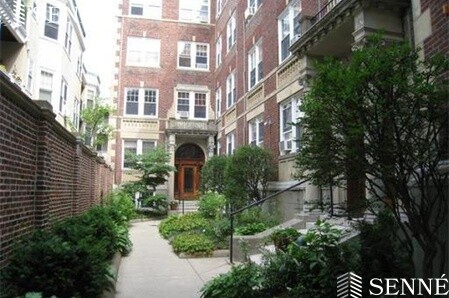 1 bed, 1 bath apartment for rent at 19 Shepard St Unit 21, Neighborhood Nine — photo 6 of 6
