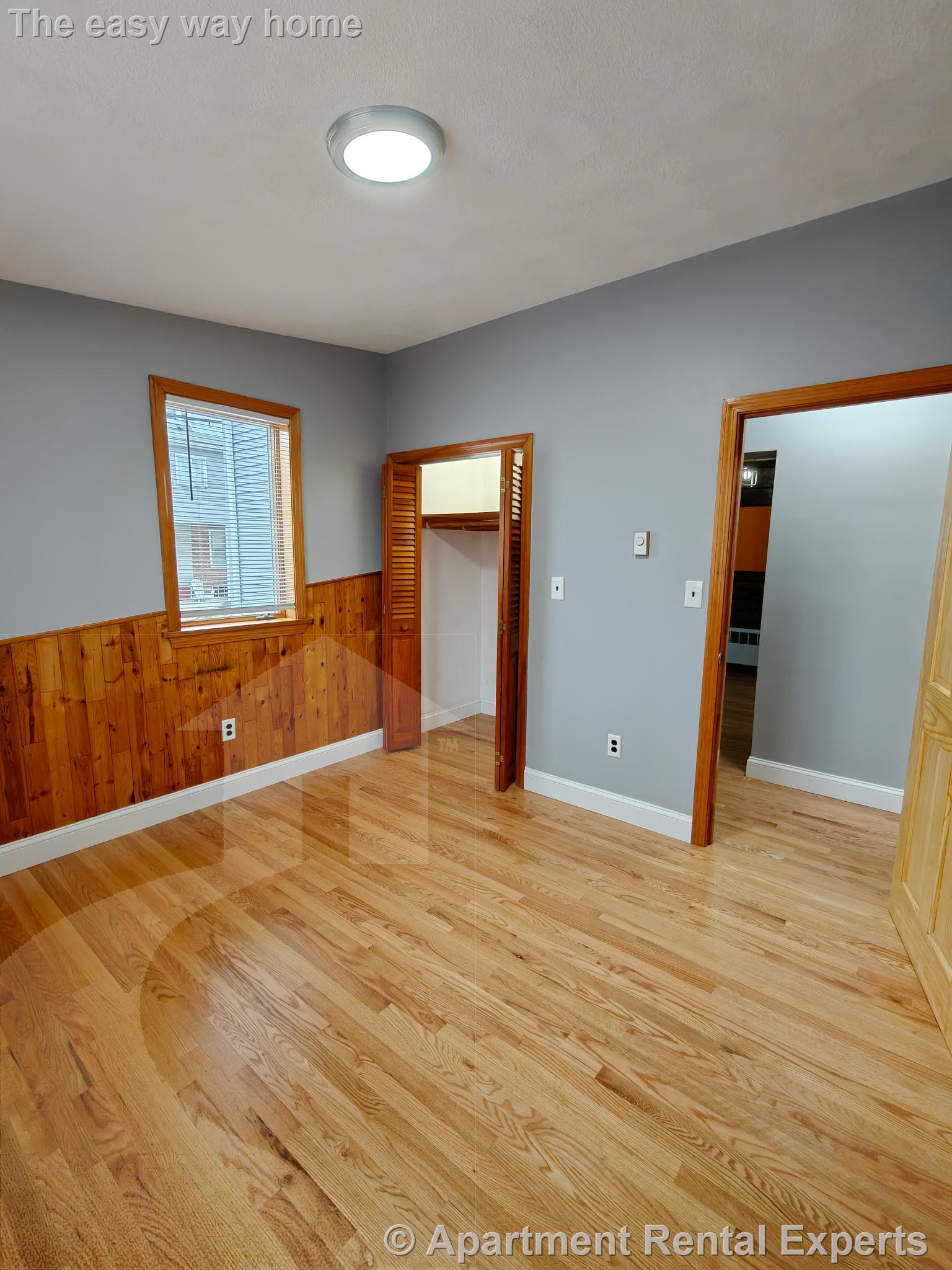 3 bed, 1 bath apartment for rent at 19 Sheridan St Unit 1, Malden Center — photo 4 of 7