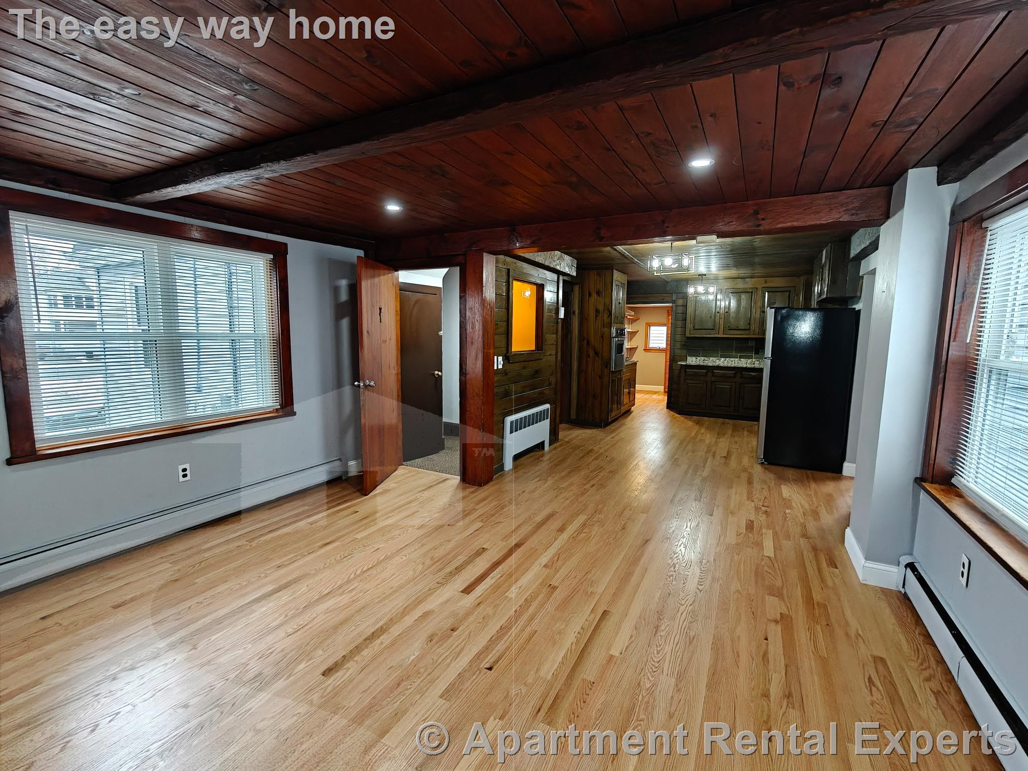 3 bed, 1 bath apartment for rent at 19 Sheridan St Unit 1, Malden Center — photo 3 of 7