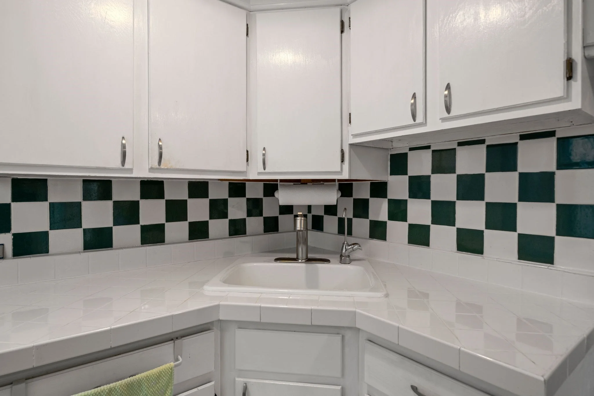 1 bed, 1 bath apartment for rent at 19 Short St Unit 3, Coolidge Corner — photo 9 of 14