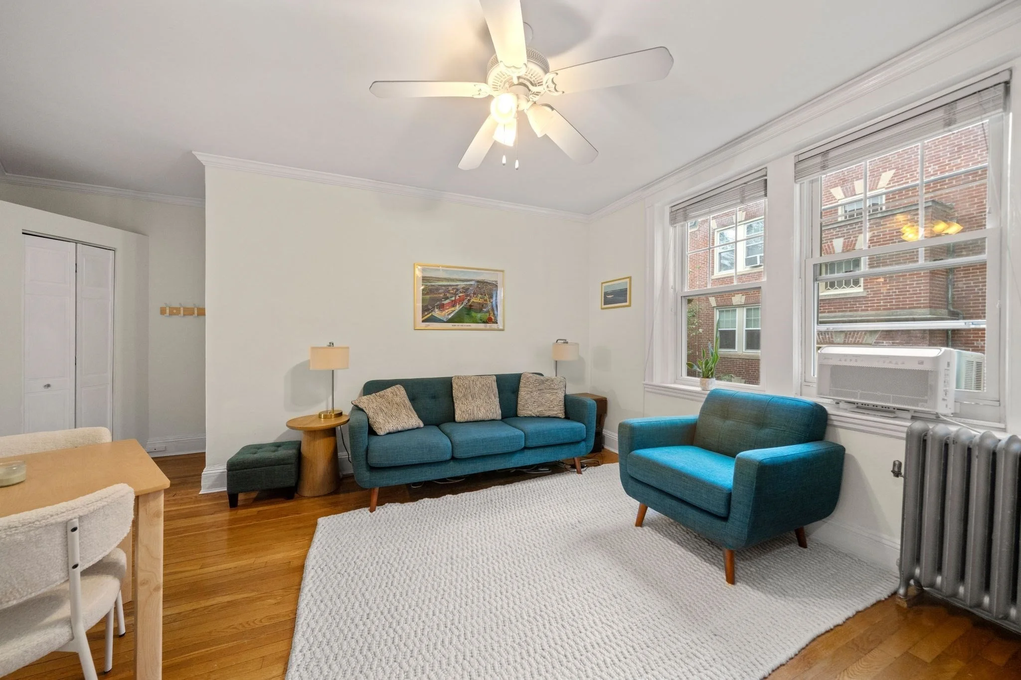 1 bed, 1 bath apartment for rent at 19 Short St Unit 3, Coolidge Corner — photo 3 of 14