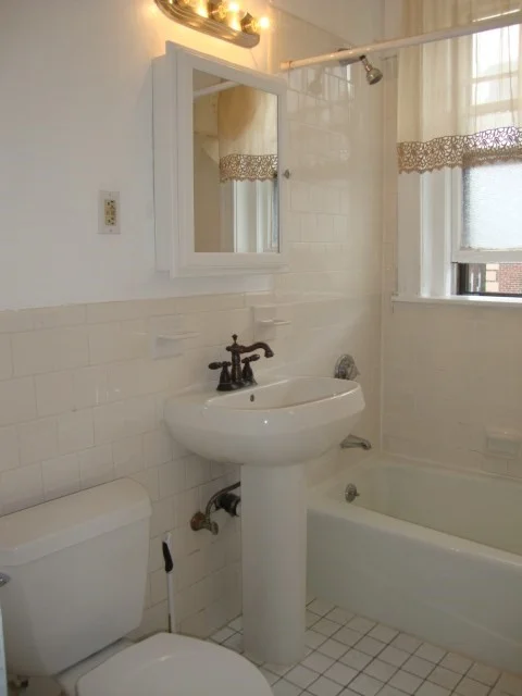 2 bed, 1 bath apartment for rent at 19 Short Unit 4, Coolidge Corner — photo 5 of 5