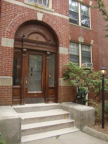 2 bed, 1 bath apartment for rent at 19 Short Unit 4, Coolidge Corner