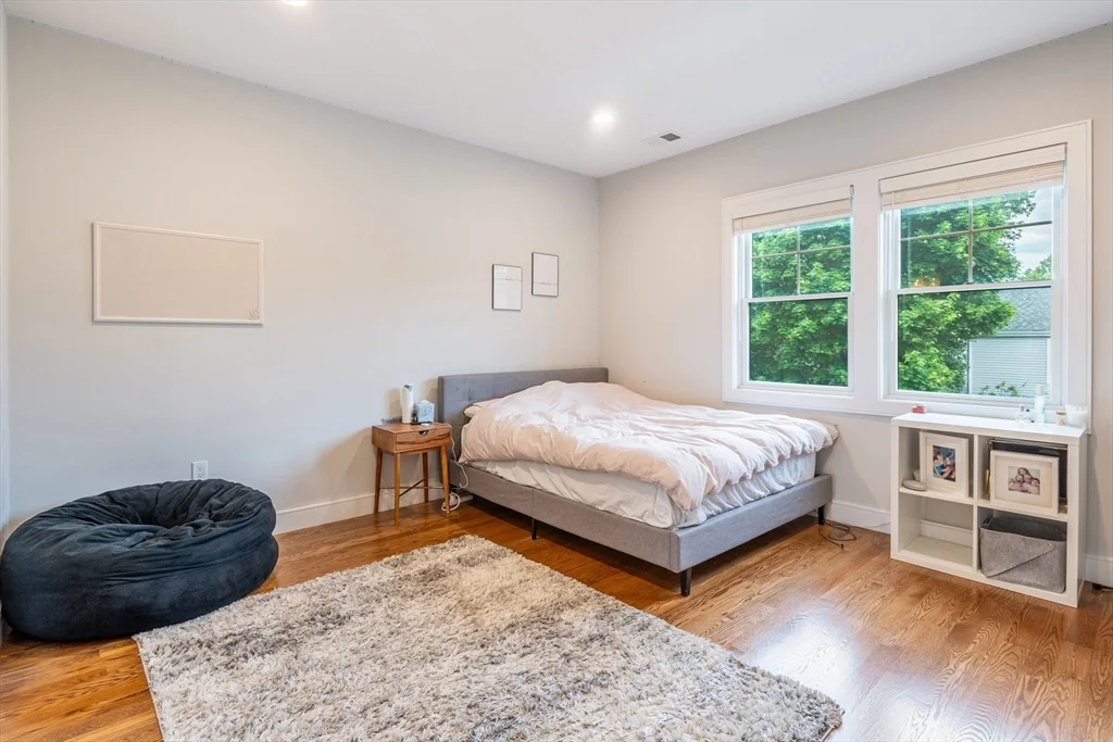5 bed, 4+ bath apartment for rent at 19 Shute Path Unit 0, Newton Center — photo 14 of 26
