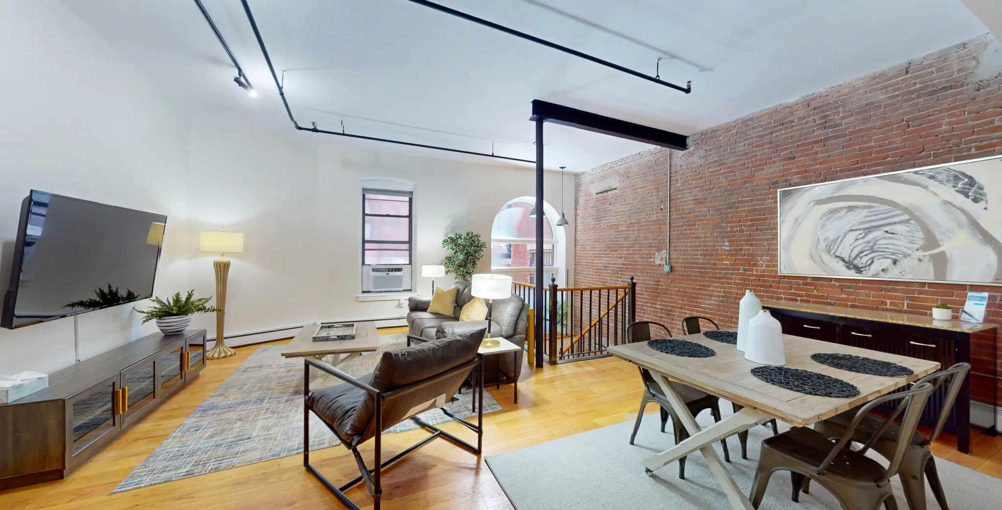 2 bed, 2 bath apartment for rent at 19 Stanhope St Unit 1, Back Bay — photo 2 of 33