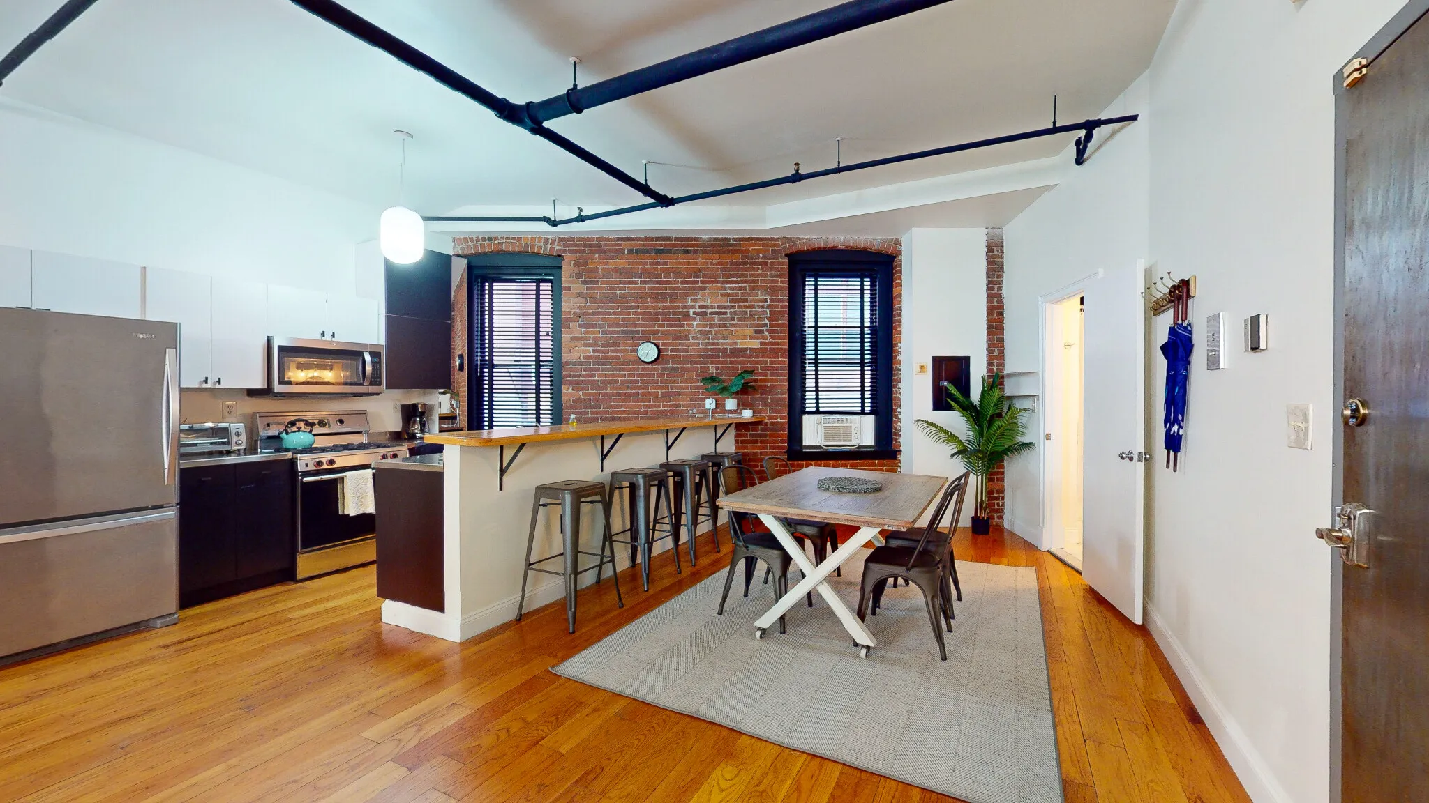 1 bed, 2 bath apartment for rent at 19 Stanhope St Unit 1B, Back Bay — photo 4 of 15