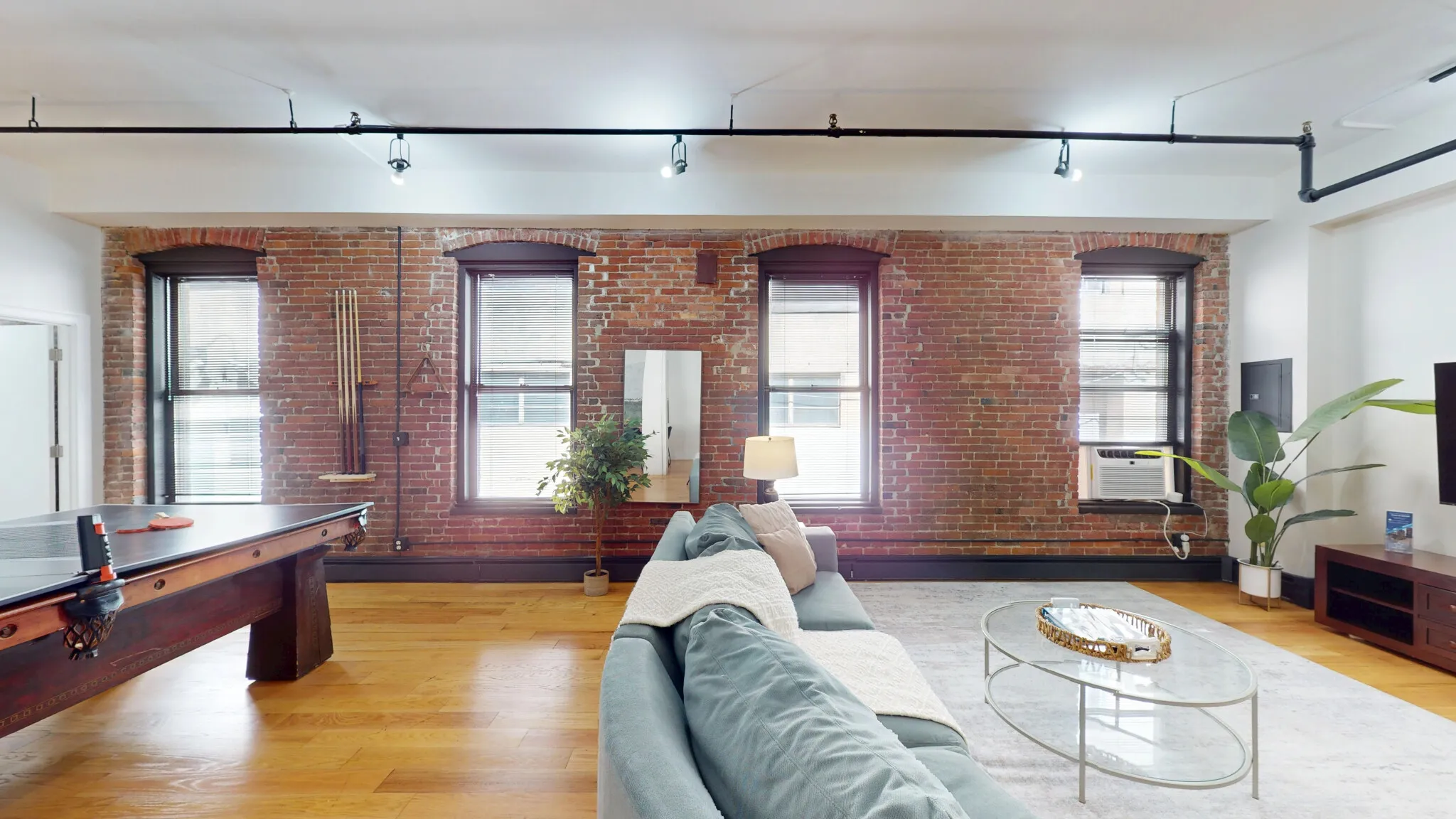 3 bed, 2 bath apartment for rent at 19 Stanhope St Unit 1C, Back Bay — photo 6 of 20