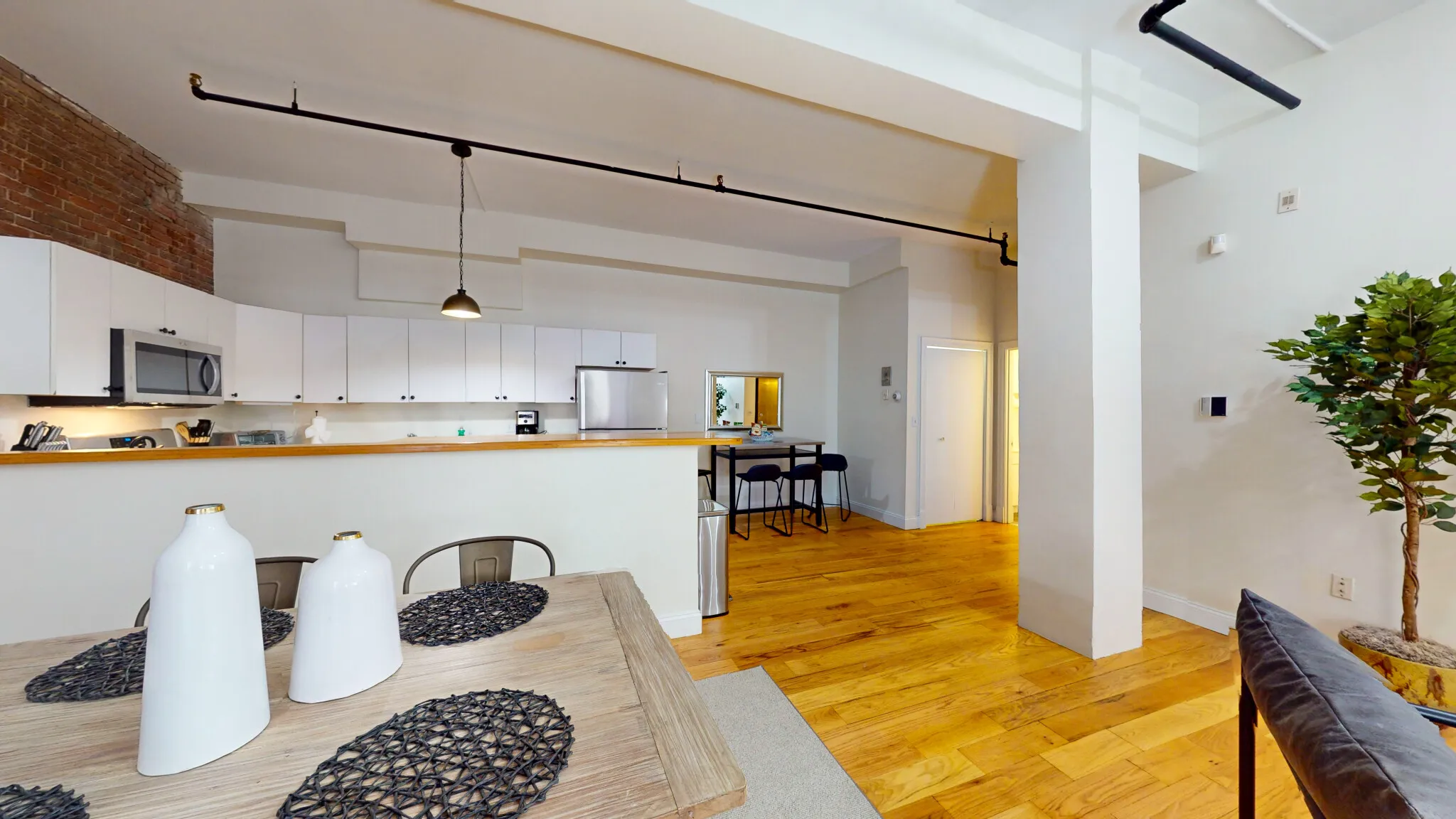 2 bed, 2 bath apartment for rent at 19 Stanhope St Unit 1D, Back Bay — photo 14 of 33