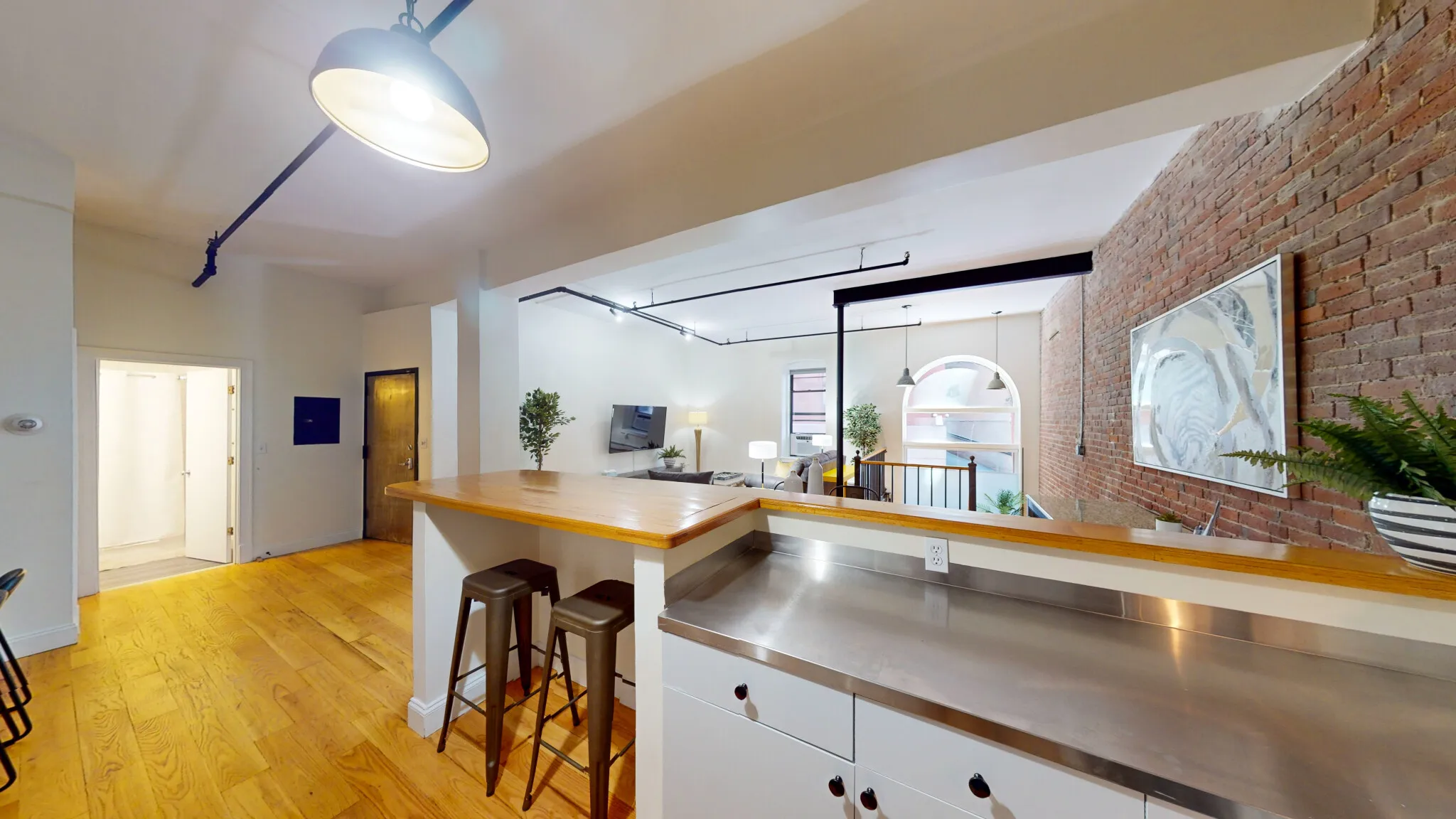2 bed, 2 bath apartment for rent at 19 Stanhope St Unit 1D, Back Bay — photo 5 of 33