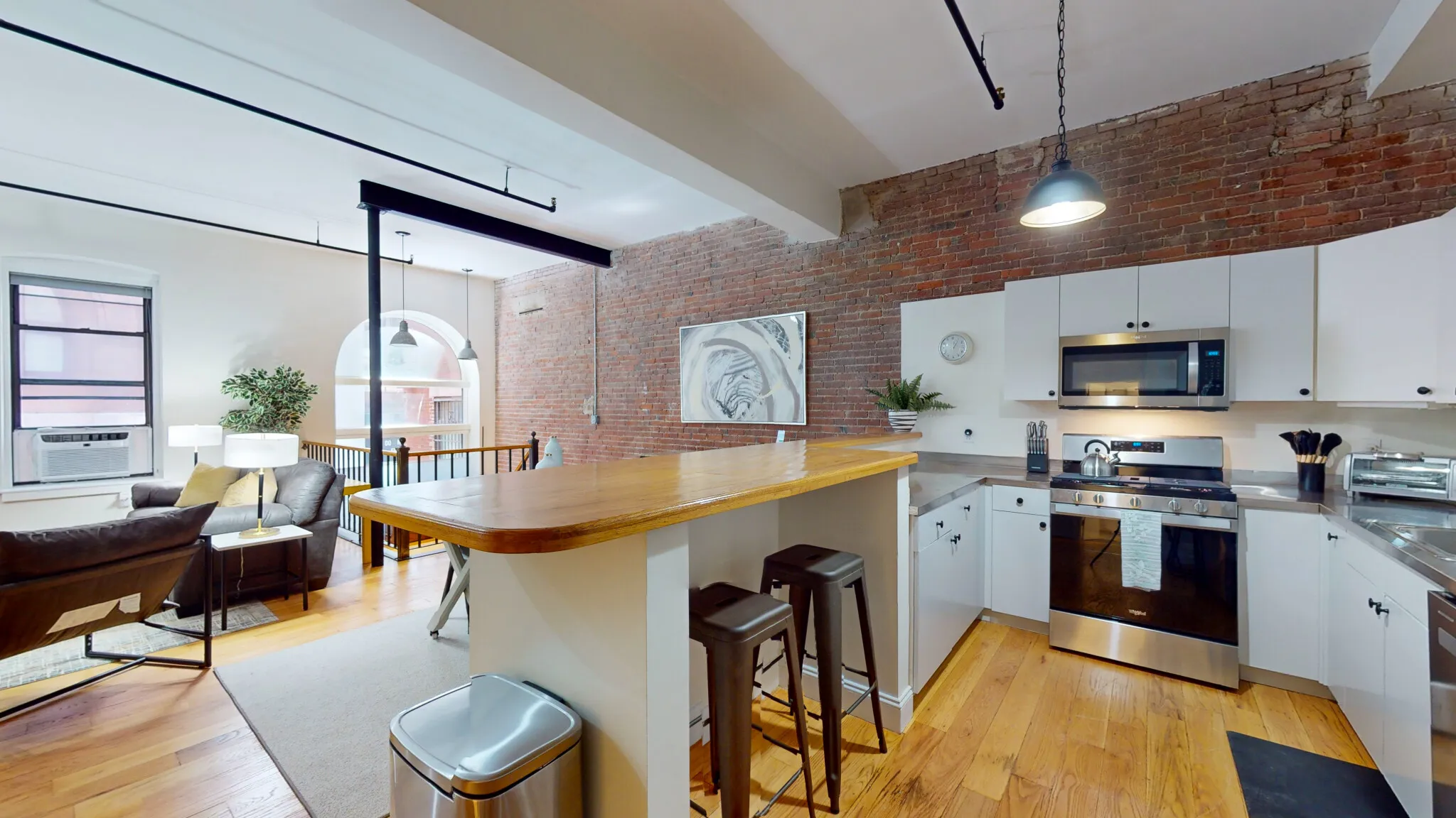 2 bed, 2 bath apartment for rent at 19 Stanhope St Unit 1D, Back Bay — photo 3 of 33