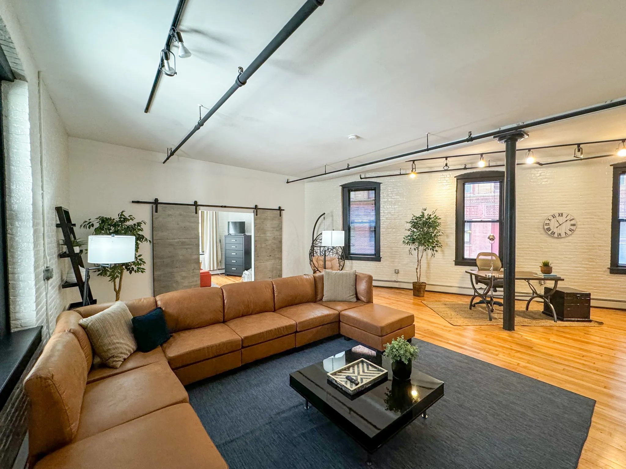 2 bed, 1.5 bath apartment for rent at 19 Stanhope St Unit 2A, Back Bay — photo 6 of 14