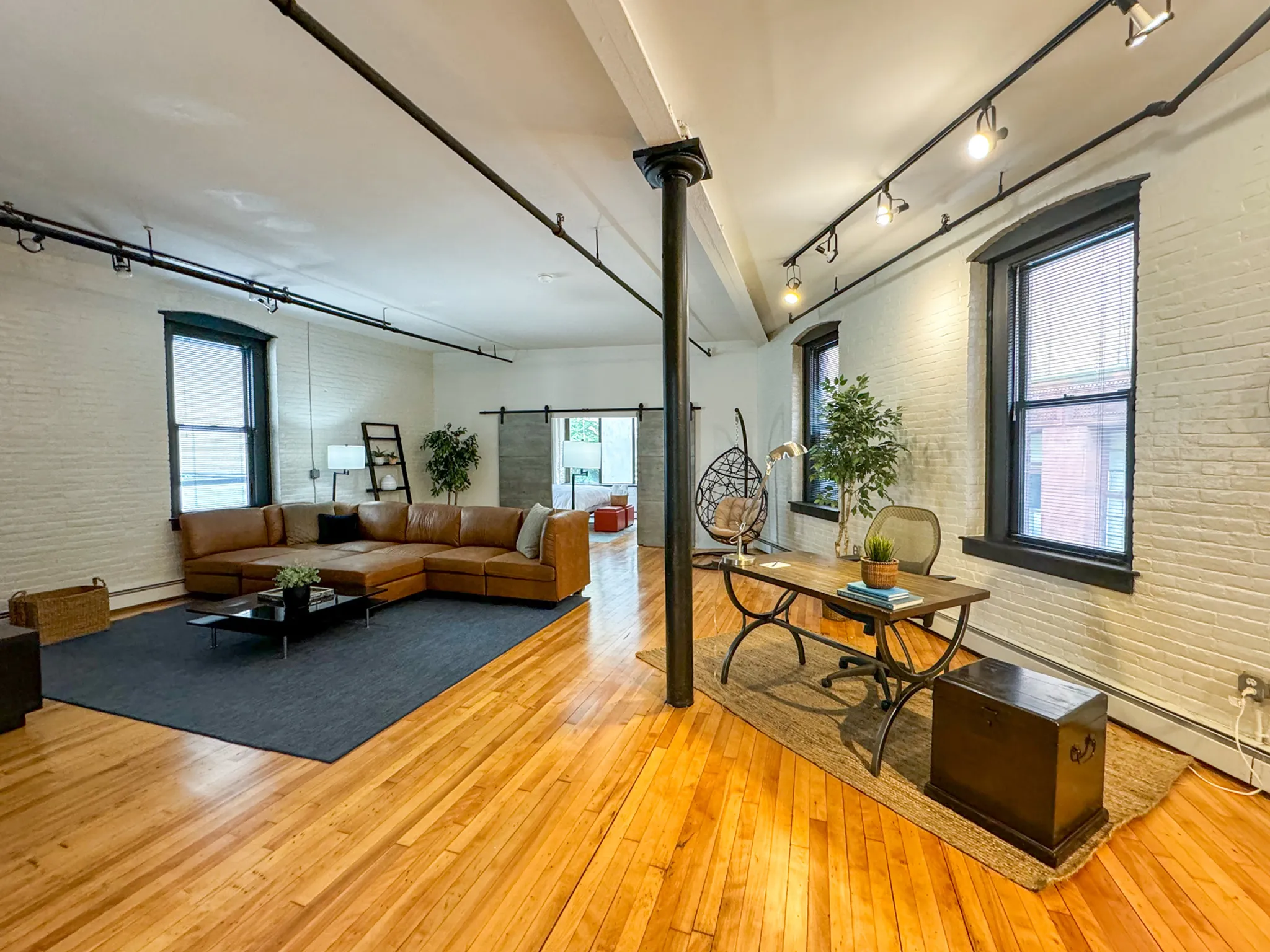 2 bed, 1.5 bath apartment for rent at 19 Stanhope St Unit 2A, Back Bay