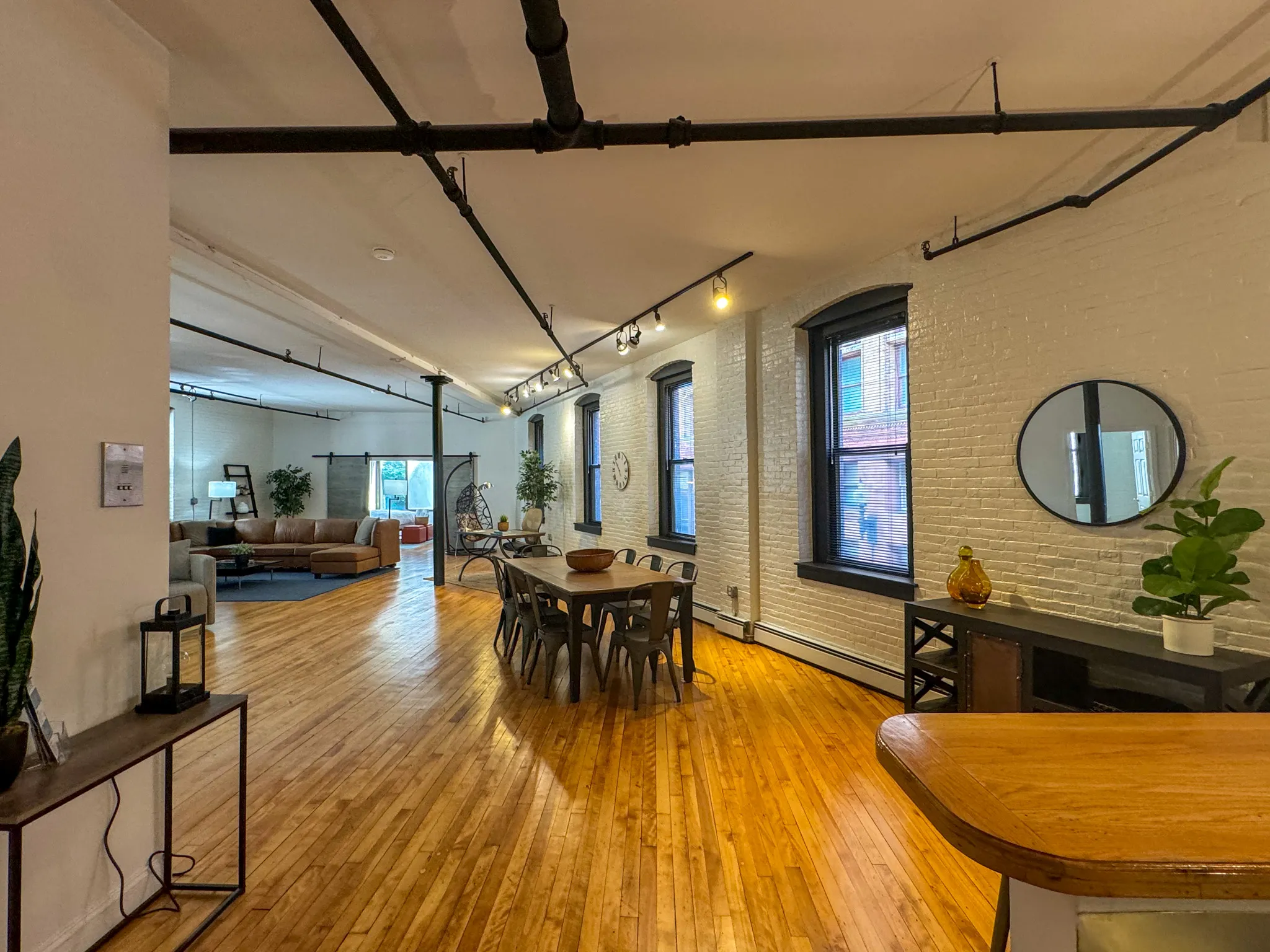 2 bed, 1.5 bath apartment for rent at 19 Stanhope St Unit 2A, Back Bay — photo 10 of 14