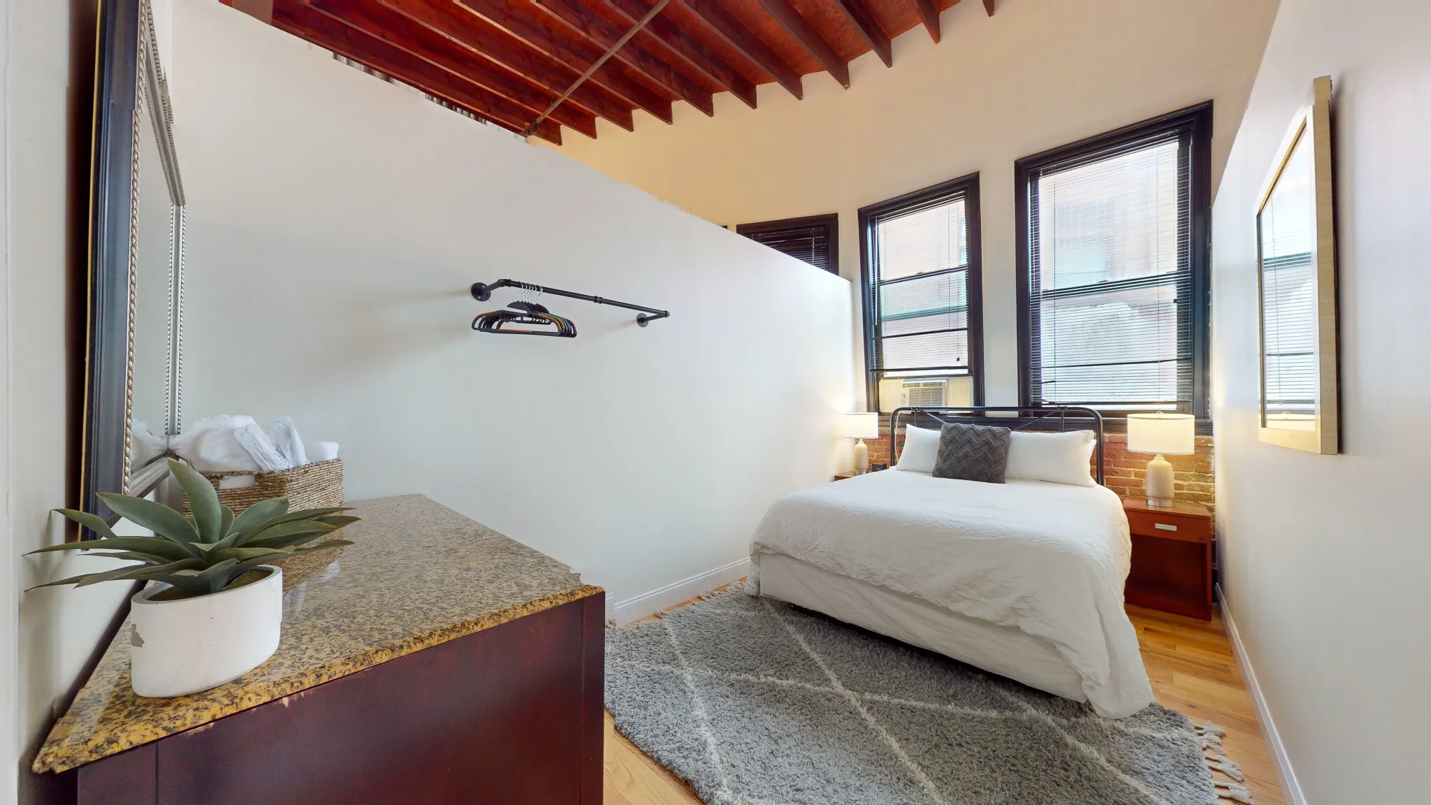 2 bed, 1 bath apartment for rent at 19 Stanhope St Unit 3B, Back Bay — photo 13 of 28