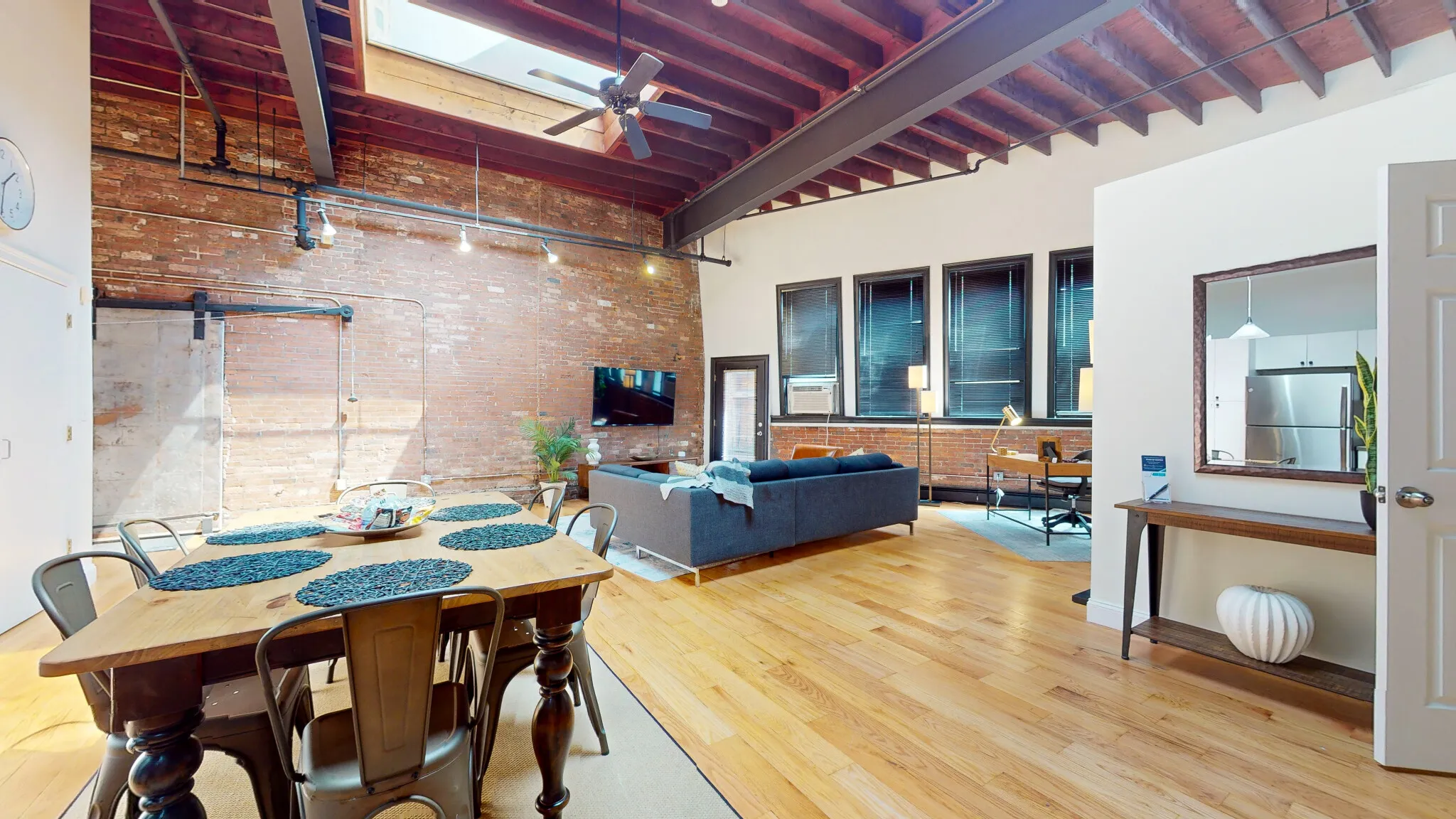 2 bed, 1 bath apartment for rent at 19 Stanhope St Unit 3B, Back Bay — photo 8 of 28