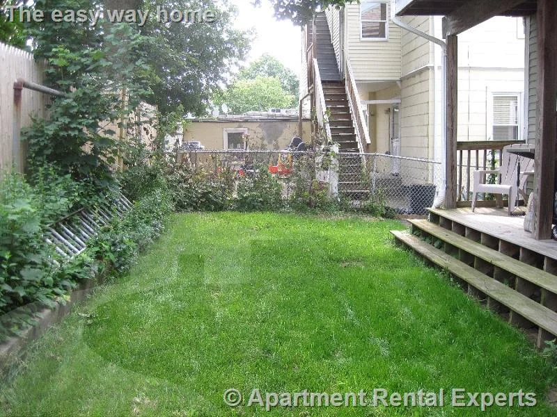 3 bed, 1 bath apartment for rent at 19 Stanley Ave, Tufts — photo 14 of 16