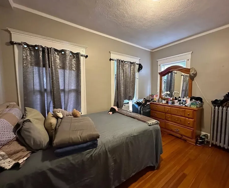 3 bed, 1 bath apartment for rent at 19 Stanley Ave Unit 2, South Medford — photo 6 of 13