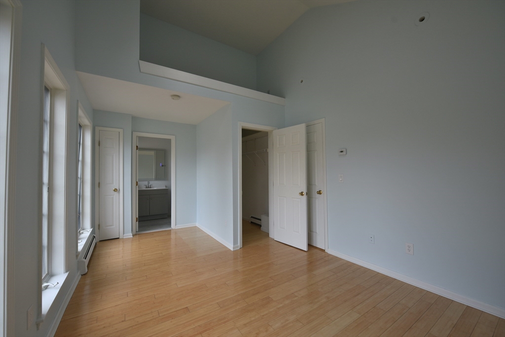 3 bed, 2 bath apartment for rent at 19 Stillman Circle Unit N/A, Natick — photo 10 of 16