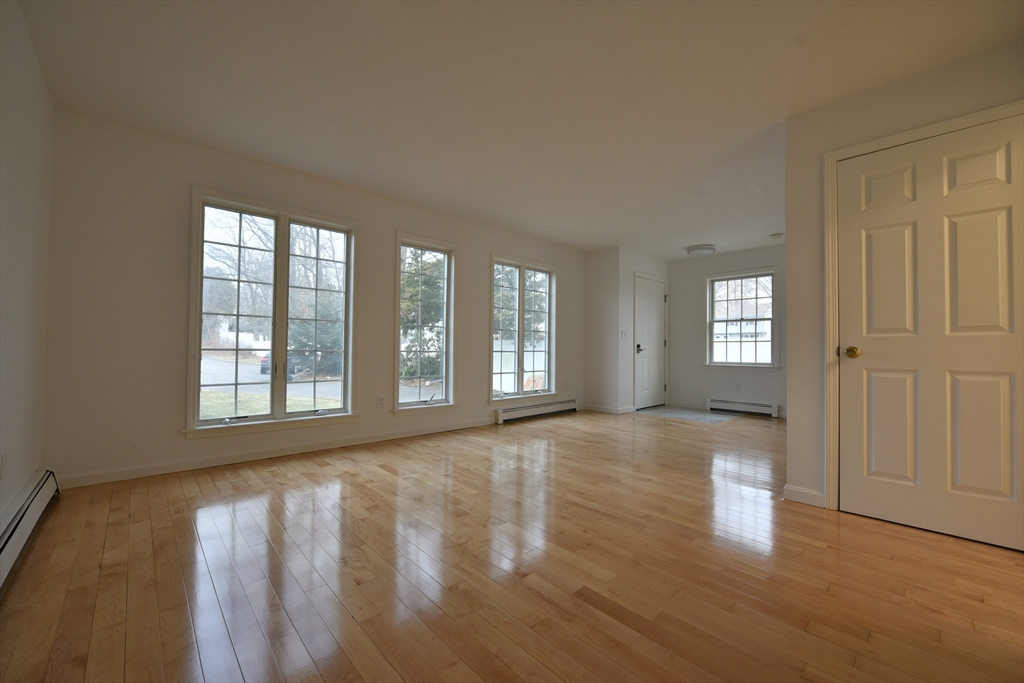 3 bed, 2 bath apartment for rent at 19 Stillman Circle Unit N/A, Natick — photo 13 of 16