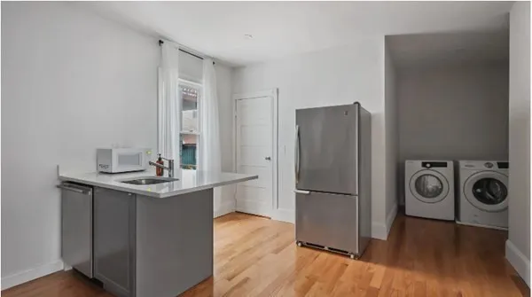4 bed, 1 bath apartment for rent at 19 Sudan St Unit 1, Dorchester — photo 4 of 17