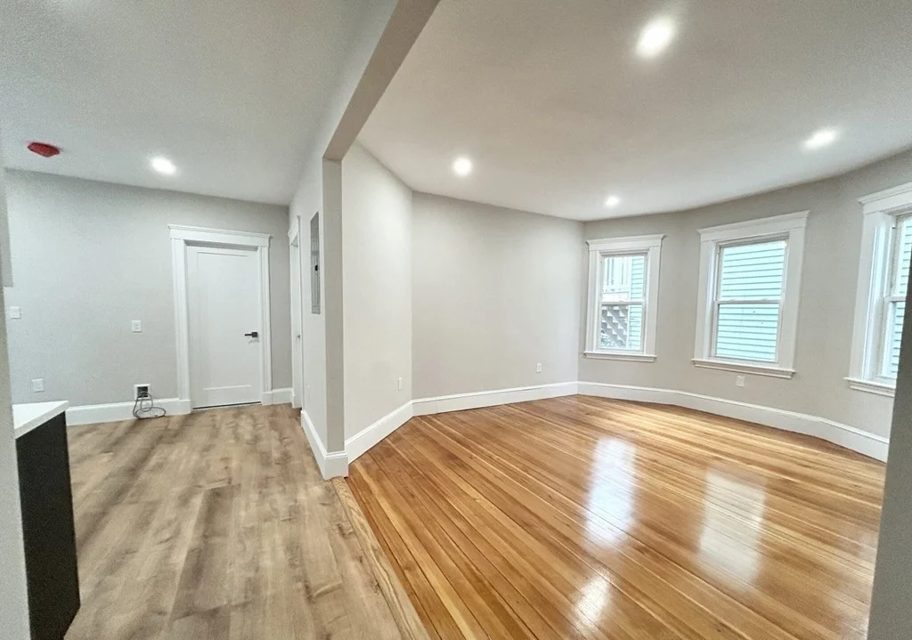 4 bed, 2 bath apartment for rent at 19 Sudan St Unit 2, Dorchester — photo 2 of 10