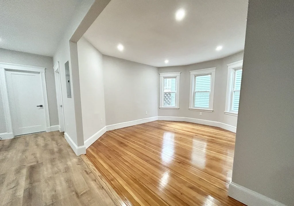 4 bed, 2 bath apartment for rent at 19 Sudan St Unit 2, Dorchester — photo 5 of 10