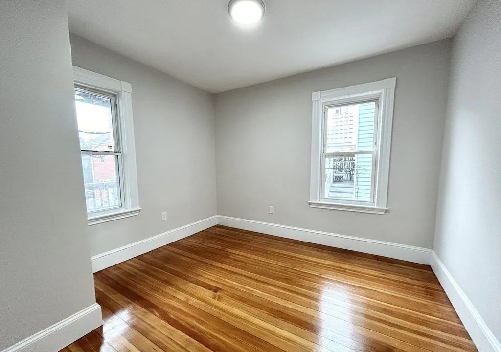 4 bed, 2 bath apartment for rent at 19 Sudan St Unit 2, Dorchester — photo 6 of 10
