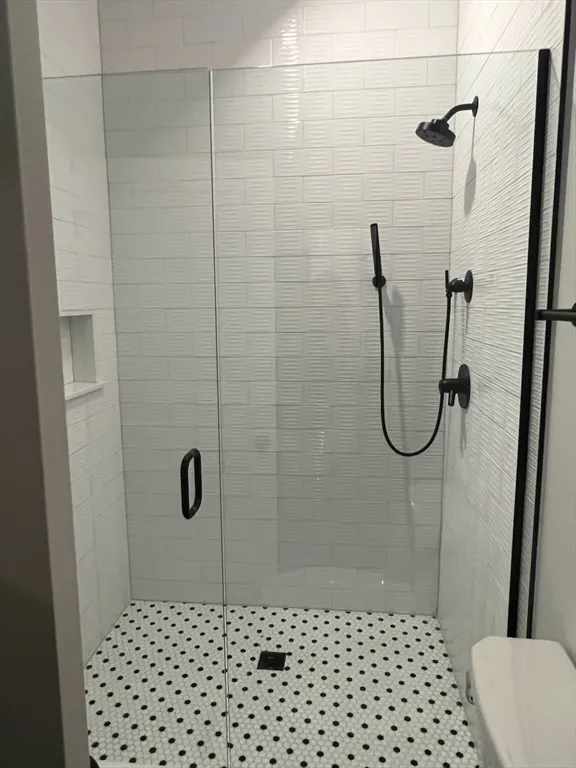 2 bed, 2 bath apartment for rent at 19 Suffolk St Unit 3, Chelsea — photo 6 of 9