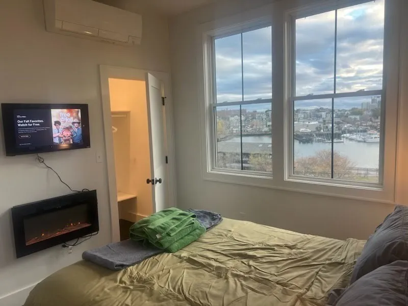 2 bed, 2 bath apartment for rent at 19 Suffolk St Unit 3, Chelsea — photo 3 of 9