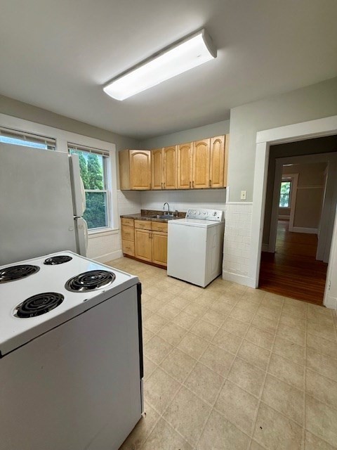 2 bed, 1 bath apartment for rent at 19 Summer St Unit 1, Wakefield — photo 15 of 22