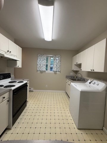 2 bed, 1 bath apartment for rent at 19 Summer Unit 2, Wakefield — photo 12 of 21