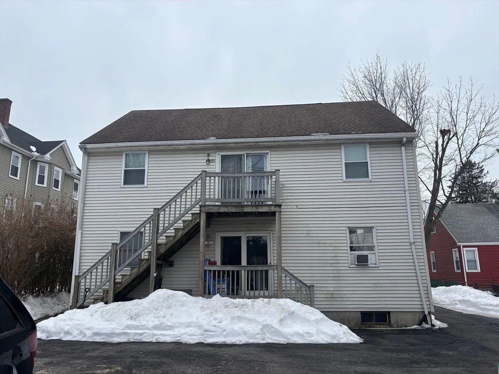 1 bed, 1 bath apartment for rent at 19 Summerhill Ave Unit D, Worcester — photo 6 of 12