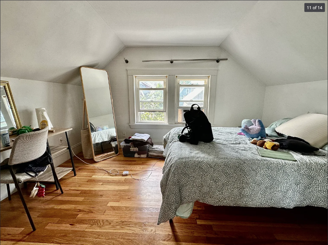 4 bed, 1 bath apartment for rent at 19 Sunset Rd, West Somerville — photo 11 of 14