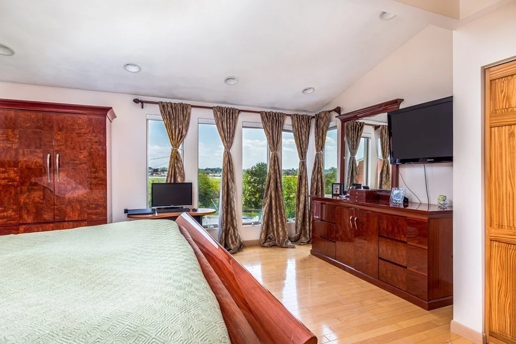 4 bed, 2 bath apartment for rent at 19 Swan Ave Unit A, East Boston — photo 18 of 27