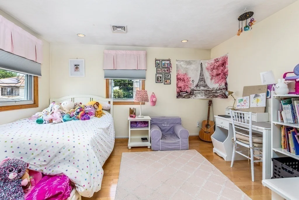 3 bed, 1 bath apartment for rent at 19 Swan Ave Unit B, East Boston — photo 7 of 17