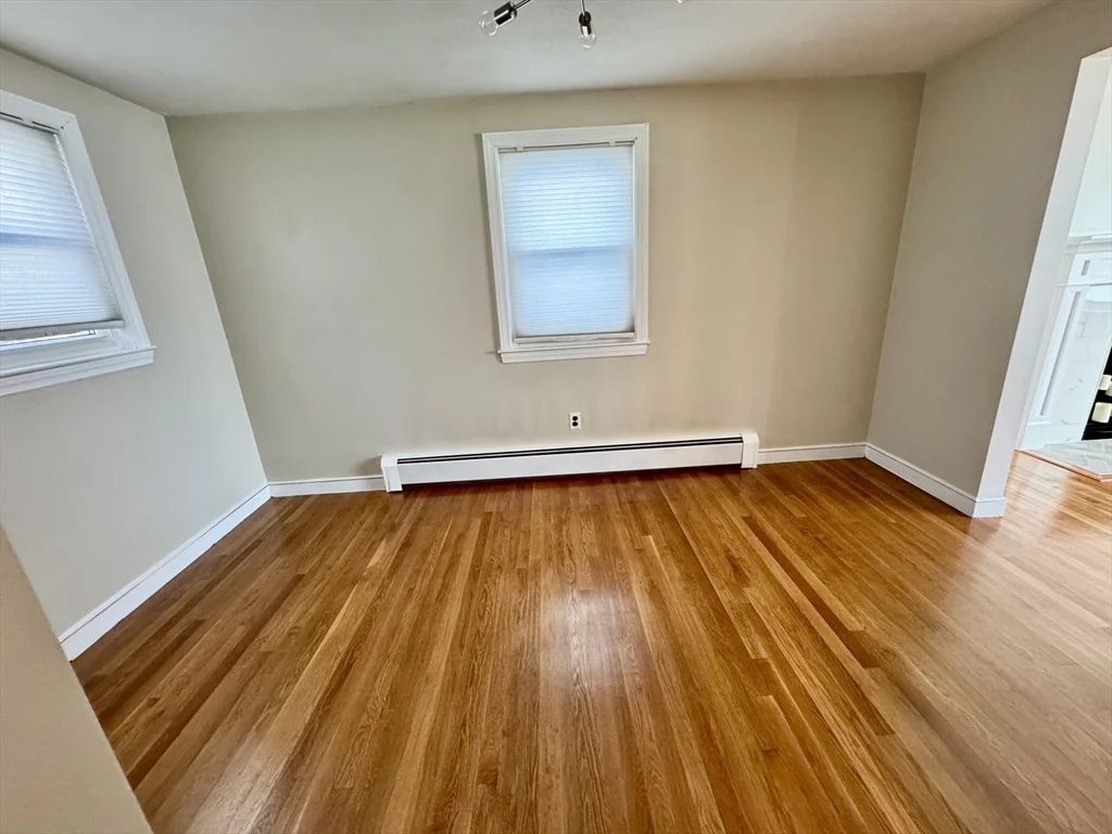3 bed, 1 bath apartment for rent at 19 Thurlow St, Boston — photo 12 of 26