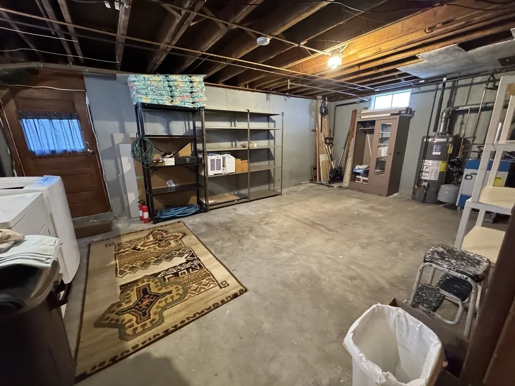 3 bed, 1 bath apartment for rent at 19 Thurlow St, Boston — photo 25 of 26