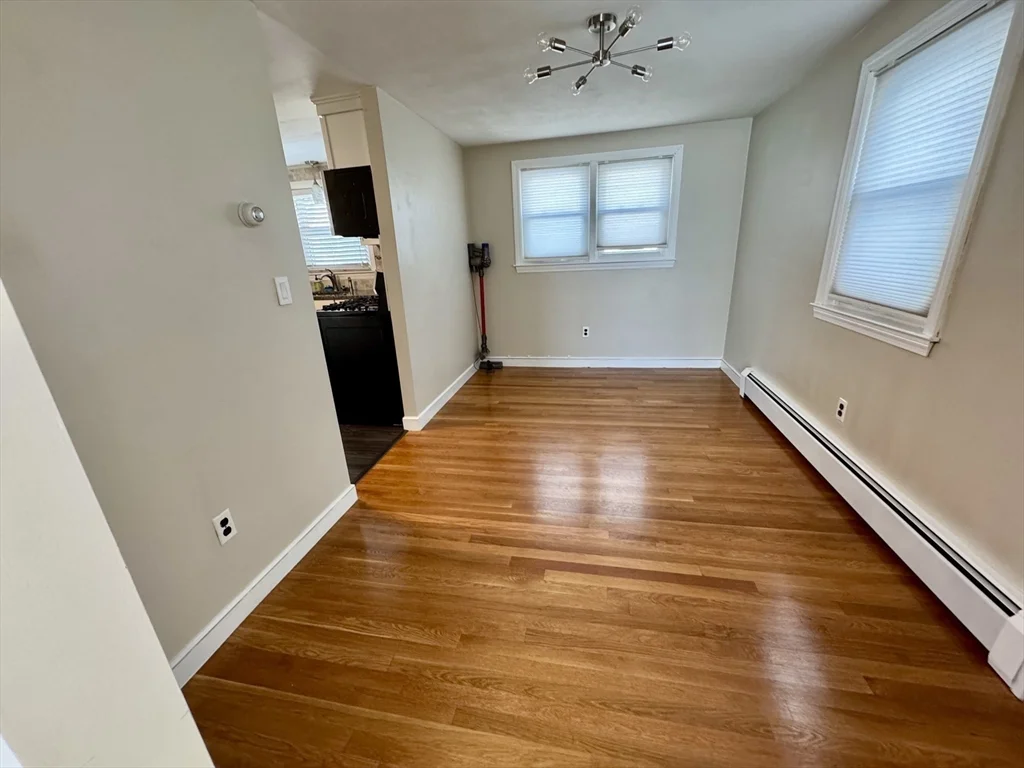 3 bed, 1 bath apartment for rent at 19 Thurlow St, Boston — photo 11 of 26