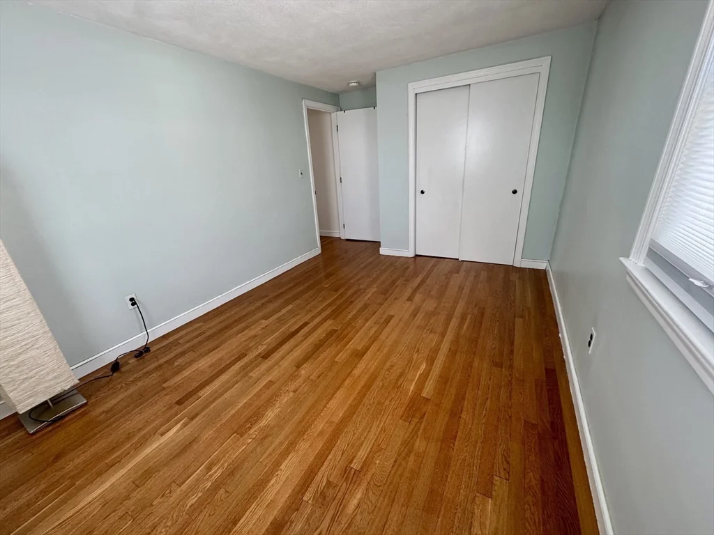3 bed, 1 bath apartment for rent at 19 Thurlow St, Boston — photo 16 of 26