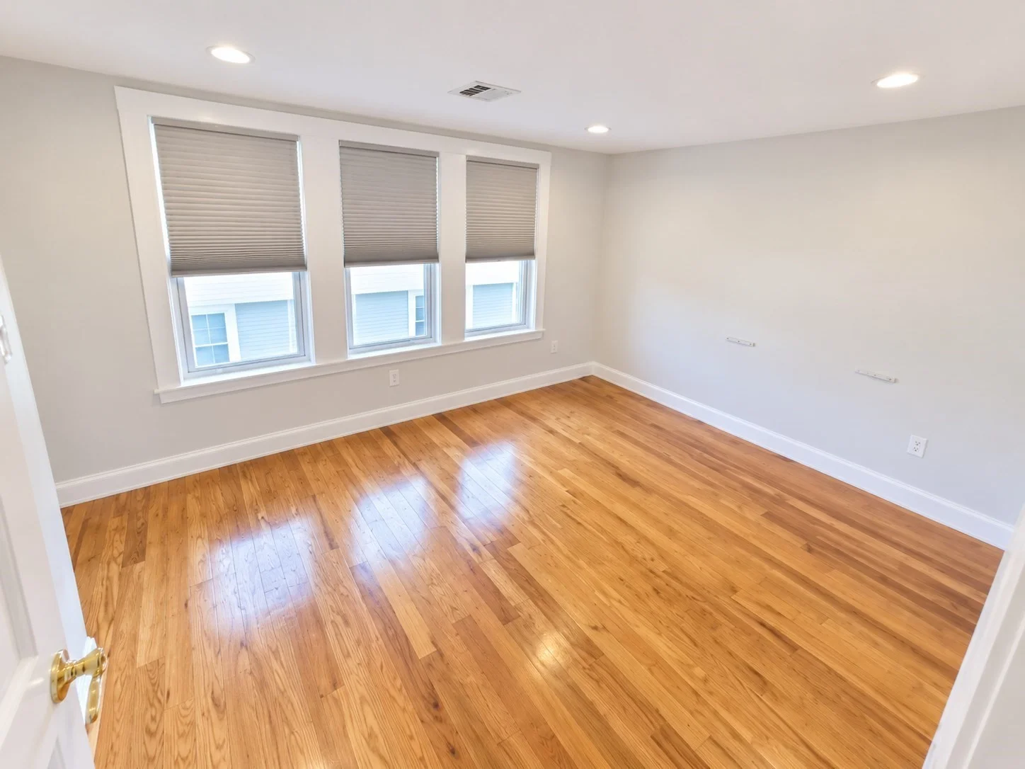 2 bed, 1 bath apartment for rent at 19 Trescott St Unit 3, Quincy — photo 11 of 22