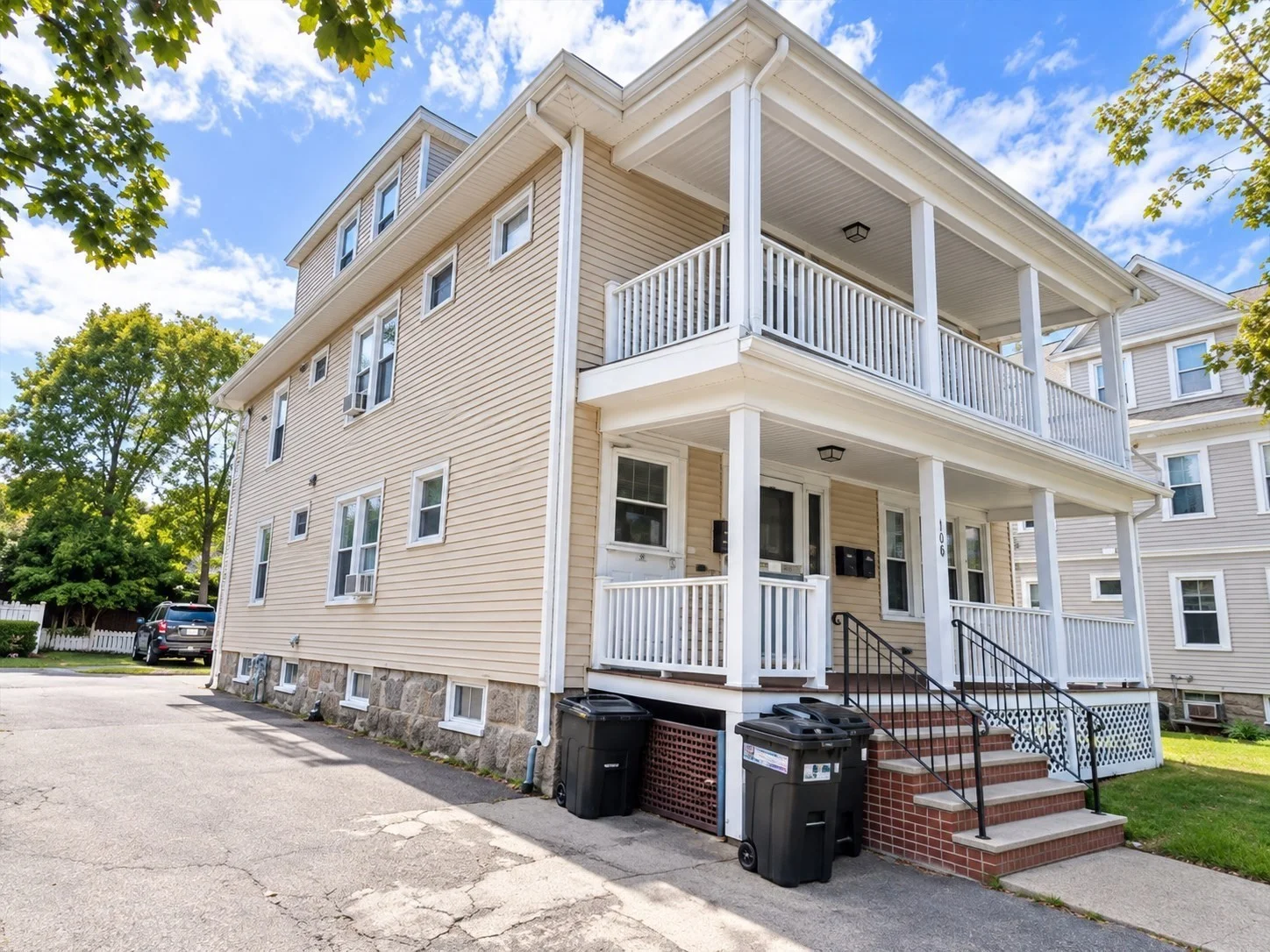 2 bed, 1 bath apartment for rent at 19 Trescott St Unit 3, Quincy — photo 1 of 22