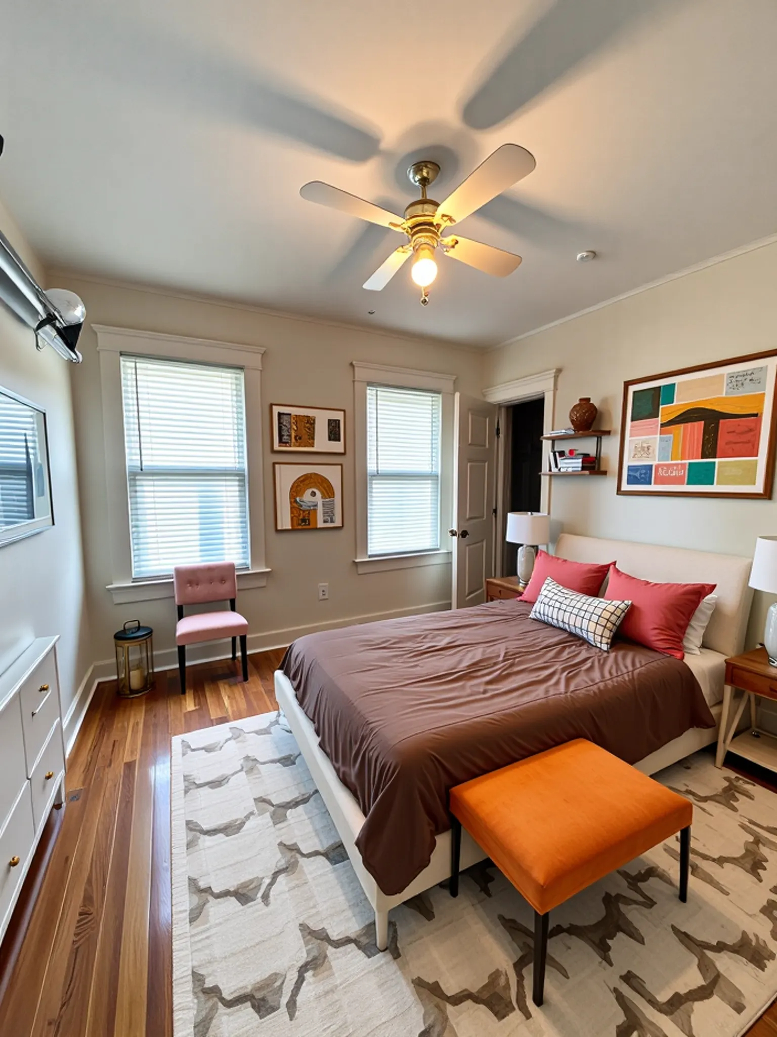 3 bed, 1 bath apartment for rent at 19 Turner Unit 1, Brighton — photo 4 of 5