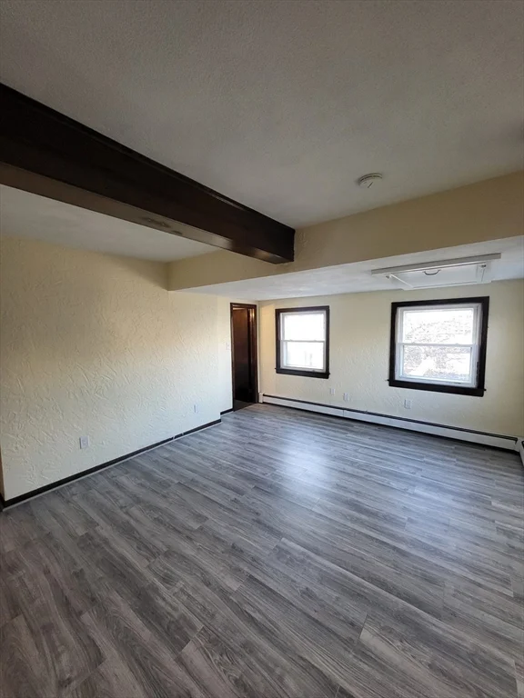 2 bed, 1 bath apartment for rent at 19 Underhill St Unit 2, Winthrop — photo 8 of 18