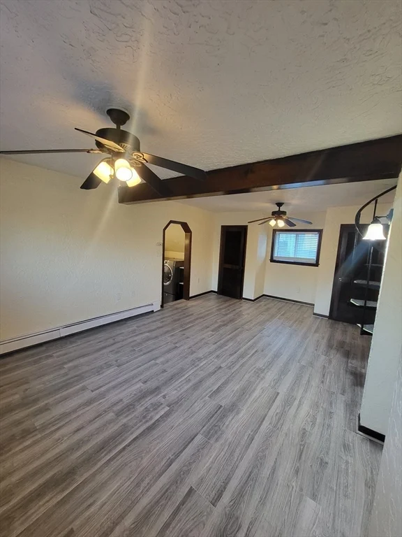 2 bed, 1 bath apartment for rent at 19 Underhill St Unit 2, Winthrop