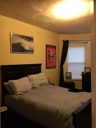 2 bed, 1 bath apartment for rent at 19 University Rd Unit 1, Aspinwall Hill — photo 3 of 16
