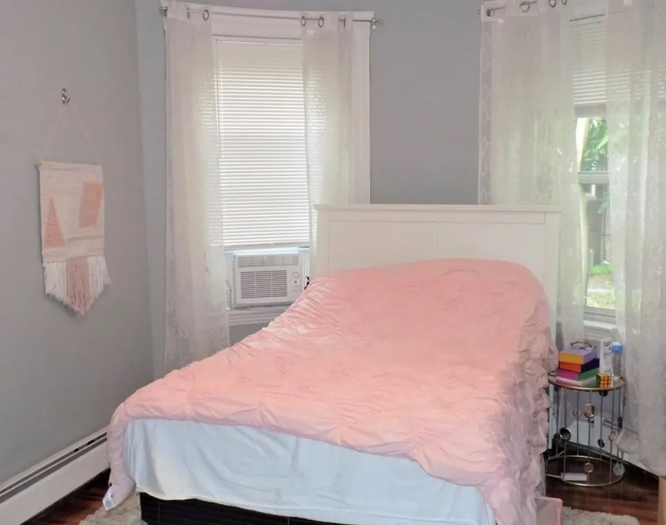 3 bed, 1 bath apartment for rent at 19 University Rd Unit 3, Aspinwall Hill — photo 15 of 16