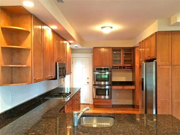 4 bed, 3 bath apartment for rent at 19 Upland Park Unit 2, Winter Hill — photo 1 of 26